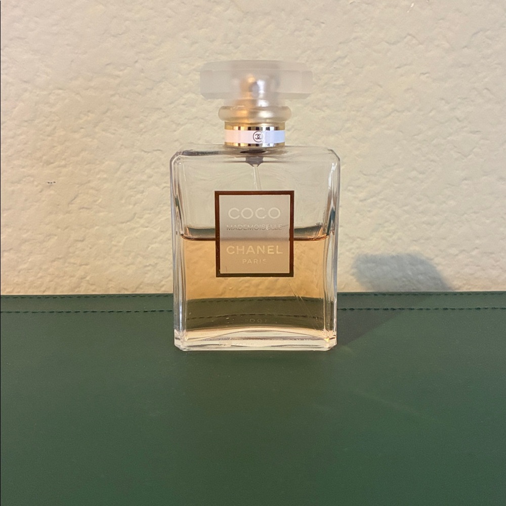 CHANEL Coco Mademoiselle Eau Parfum 50ml 1.7oz - Picture 4 of 6